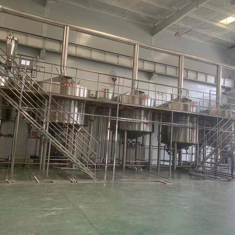 定日精酿啤酒设备厂—平面布置、设备设计、制造、调试、培训等一条龙服务_COPY